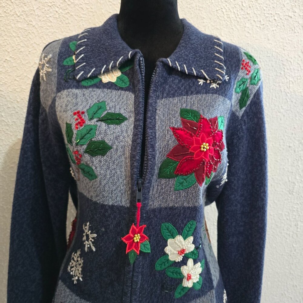 Carly St. Claire Womens Christmas Collection Sweater Large With Embroidered Flor